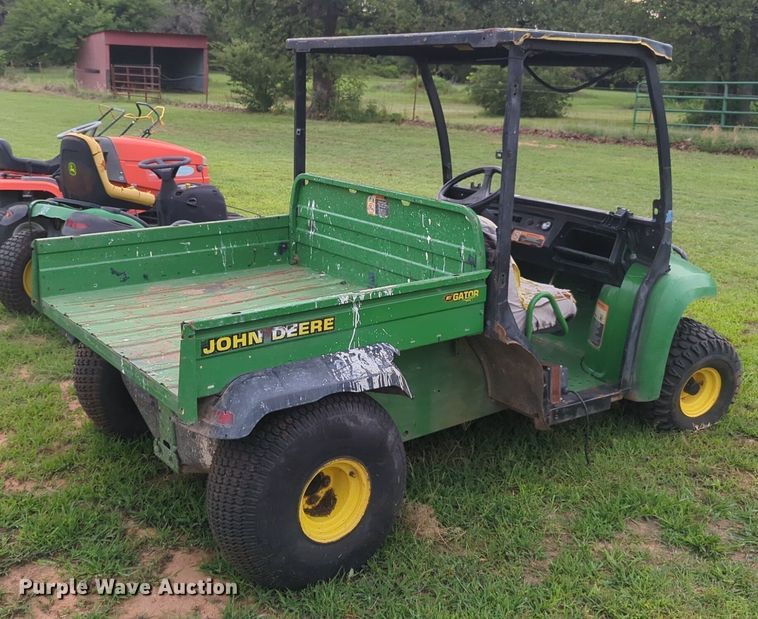 image for item NG9879 2003 John Deere E-Gator utility vehicle