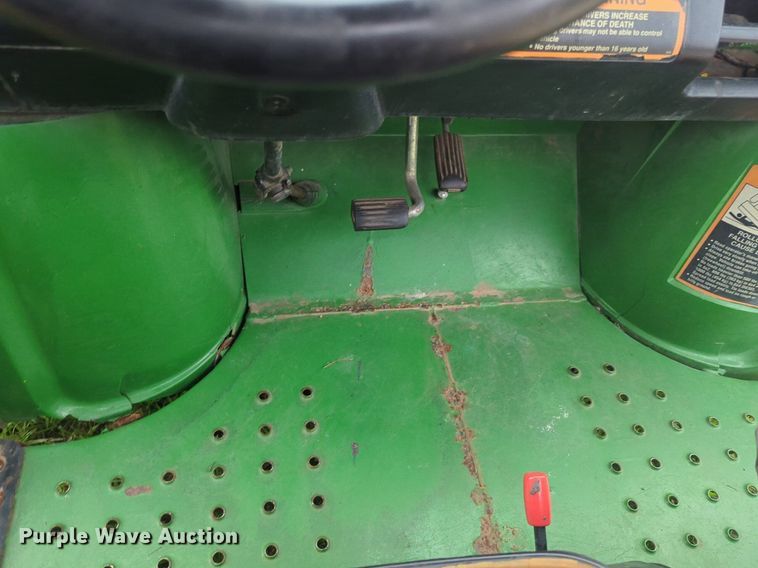 image for item NG9879 2003 John Deere E-Gator utility vehicle