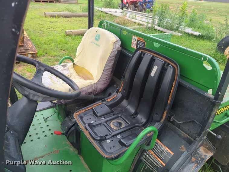 image for item NG9879 2003 John Deere E-Gator utility vehicle