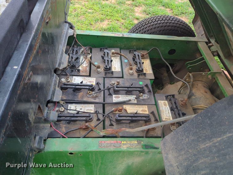 image for item NG9879 2003 John Deere E-Gator utility vehicle