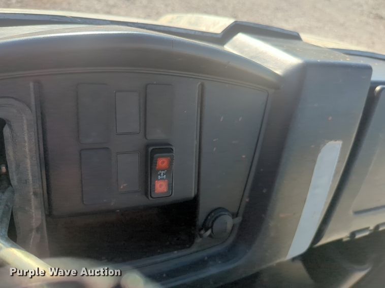 image for item NG9889 2011 Polaris Ranger utility vehicle