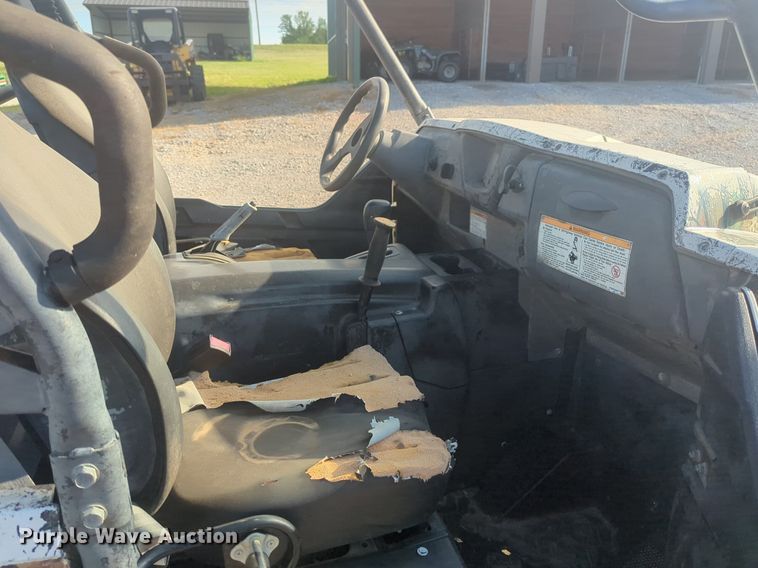 image for item NG9890 2014 Kawasaki V-Twin 800 utility vehicle