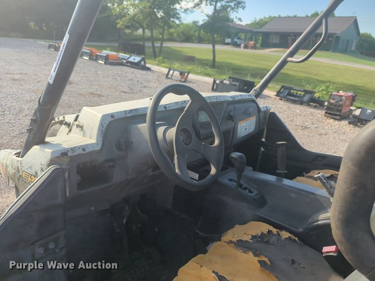 image for item NG9890 2014 Kawasaki V-Twin 800 utility vehicle