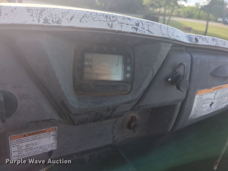 image for item NG9890 2014 Kawasaki V-Twin 800 utility vehicle