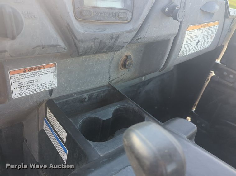 image for item NG9890 2014 Kawasaki V-Twin 800 utility vehicle