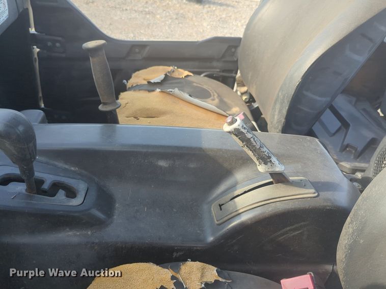 image for item NG9890 2014 Kawasaki V-Twin 800 utility vehicle