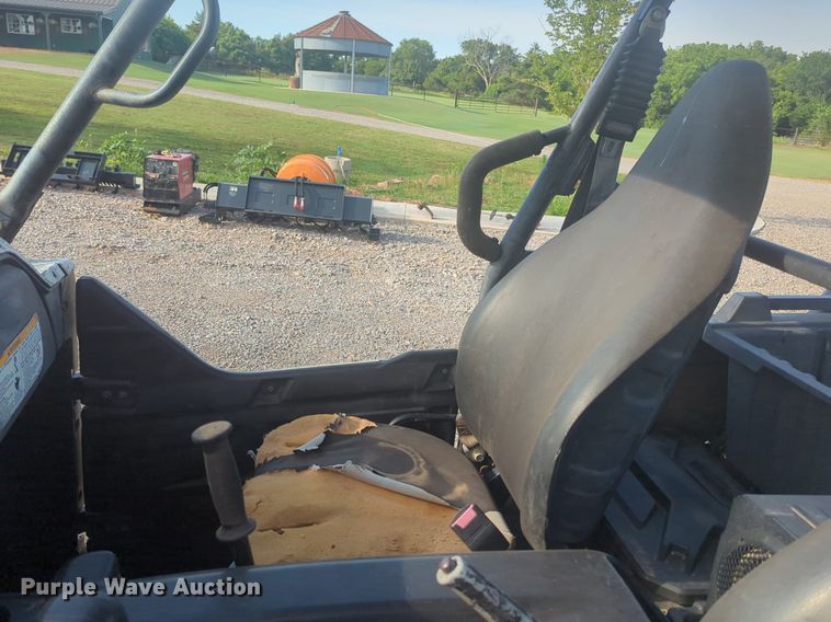 image for item NG9890 2014 Kawasaki V-Twin 800 utility vehicle