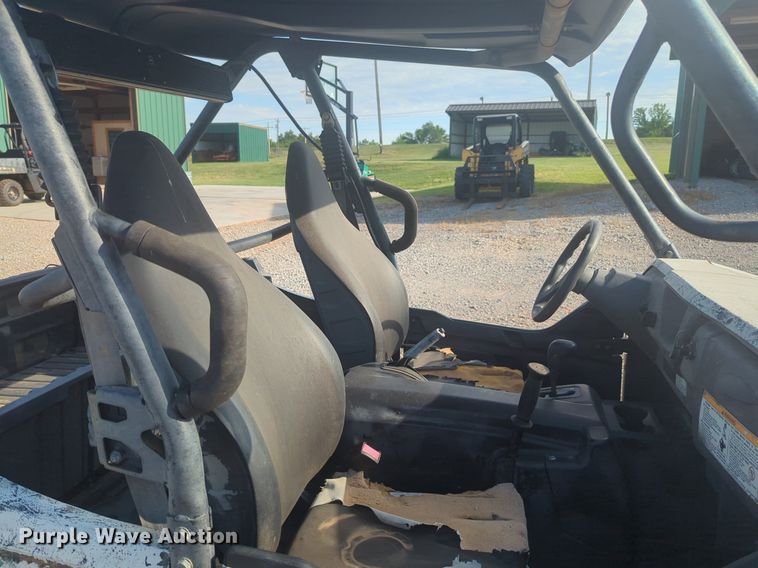 image for item NG9890 2014 Kawasaki V-Twin 800 utility vehicle