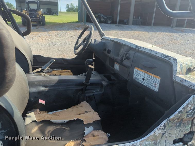 image for item NG9890 2014 Kawasaki V-Twin 800 utility vehicle