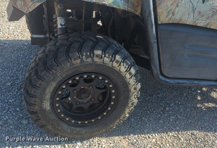 image for item NG9890 2014 Kawasaki V-Twin 800 utility vehicle