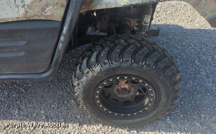 image for item NG9890 2014 Kawasaki V-Twin 800 utility vehicle