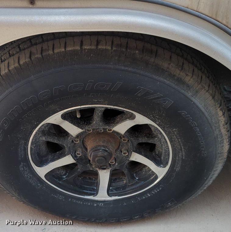 image for item NG9897 2012 Wells Cargo AWG4839W enclosed cargo trailer