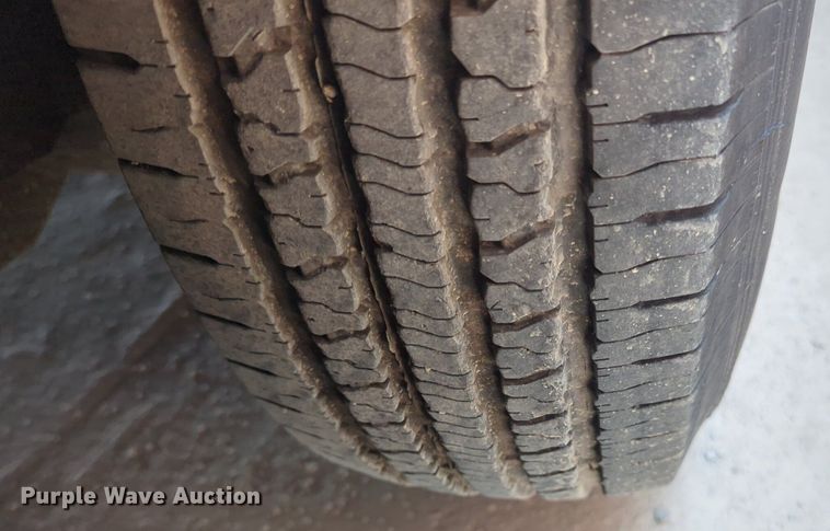 image for item NG9897 2012 Wells Cargo AWG4839W enclosed cargo trailer