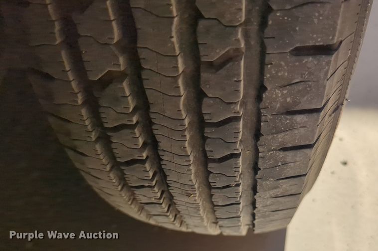 image for item NG9897 2012 Wells Cargo AWG4839W enclosed cargo trailer