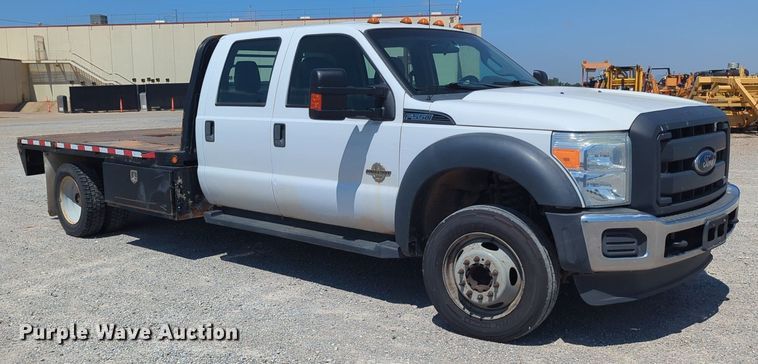 image for item NG9898 2016 Ford F550 Crew Cab flatbed truck