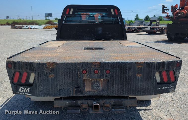 image for item NG9898 2016 Ford F550 Crew Cab flatbed truck