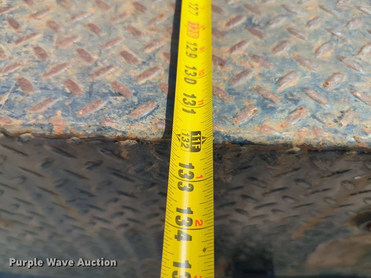 image for item NG9898 2016 Ford F550 Crew Cab flatbed truck