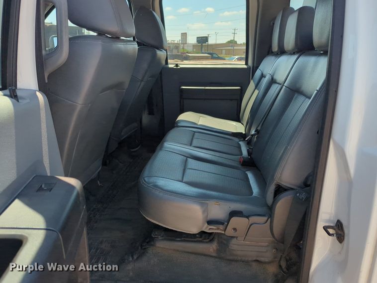 image for item NG9898 2016 Ford F550 Crew Cab flatbed truck