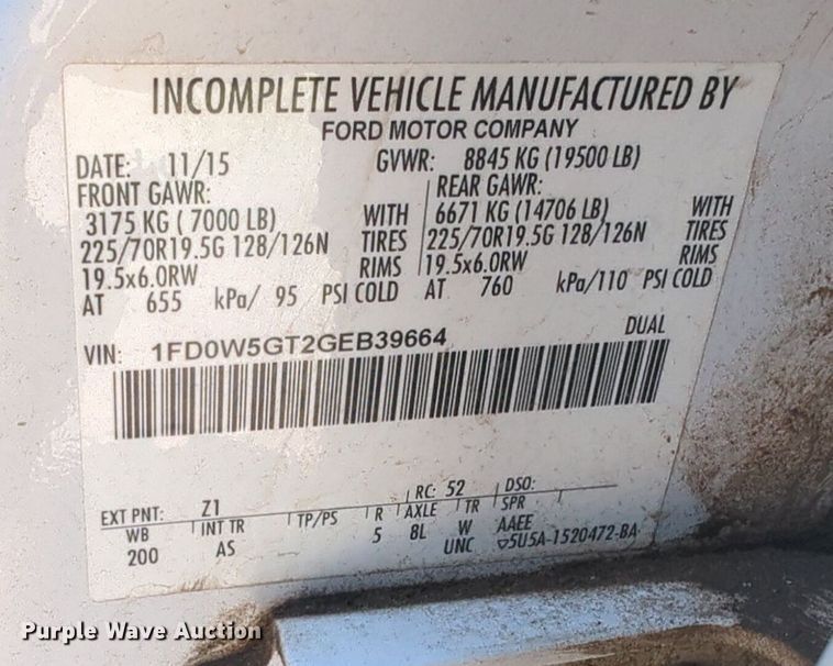 image for item NG9898 2016 Ford F550 Crew Cab flatbed truck