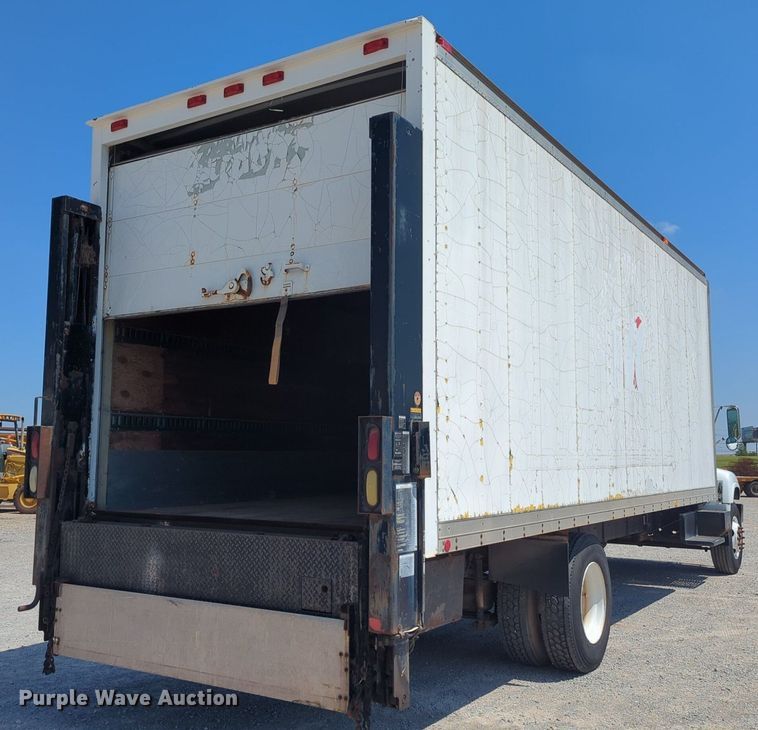 image for item NG9899 1998 GMC C6500 box truck