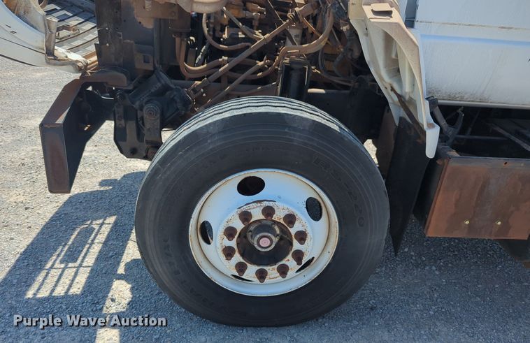 image for item NG9899 1998 GMC C6500 box truck