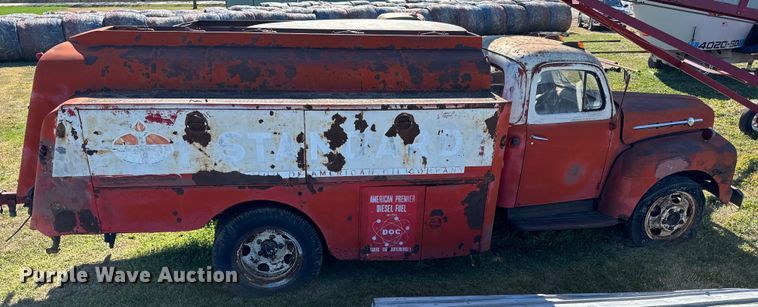 image for item NH9074 1952 Ford  F-6 fuel truck