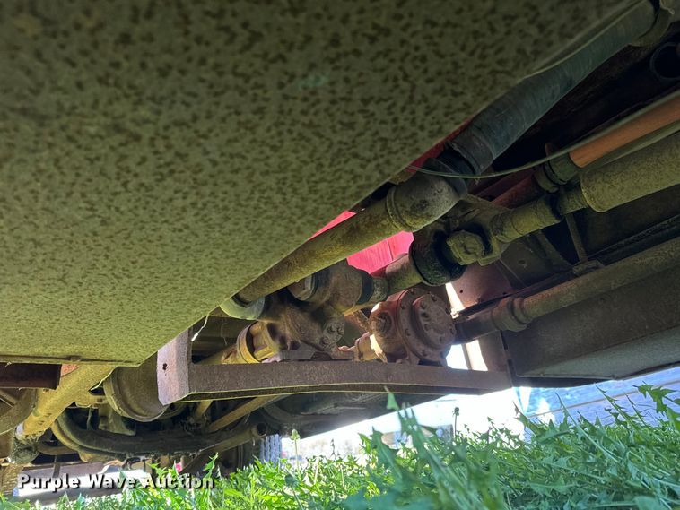 image for item NH9074 1952 Ford  F-6 fuel truck