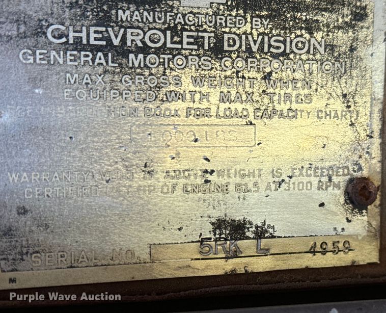 image for item NH9075 1948 Chevrolet  Loadmaster flatbed truck