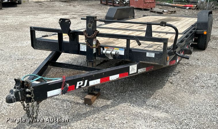 image for item NL9863 2021 PJ Carhauler Tilt T6222 tilt deck equipment trailer