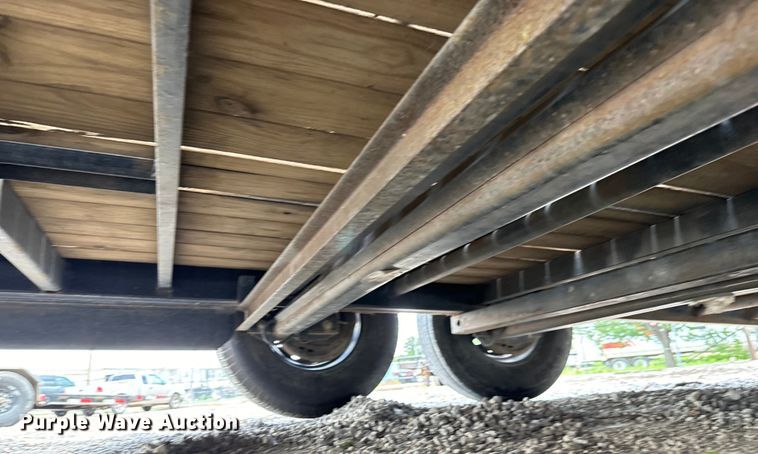 image for item NL9863 2021 PJ Carhauler Tilt T6222 tilt deck equipment trailer