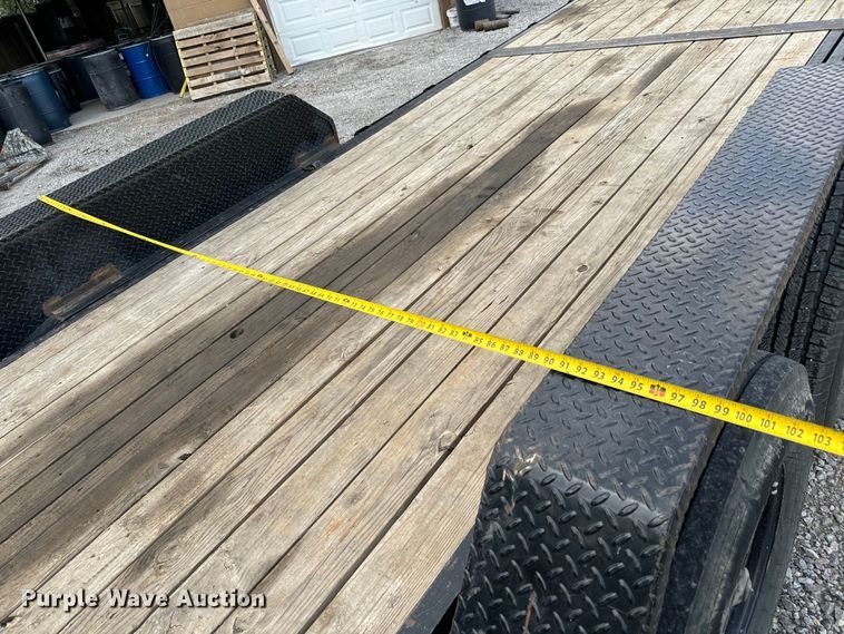 image for item NL9863 2021 PJ Carhauler Tilt T6222 tilt deck equipment trailer