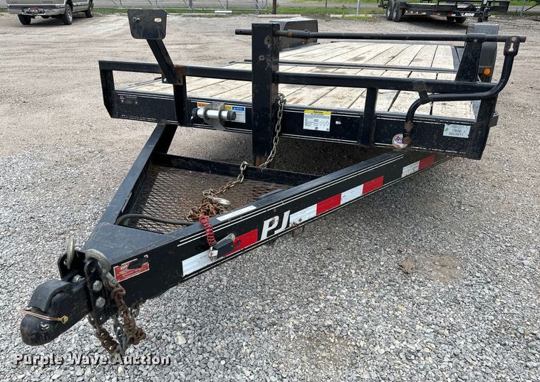 image for item NL9864 2020 PJ Carhauler Tilt T6222 tilt deck equipment trailer