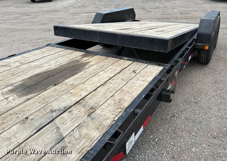 image for item NL9864 2020 PJ Carhauler Tilt T6222 tilt deck equipment trailer