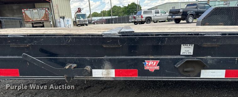 image for item NL9864 2020 PJ Carhauler Tilt T6222 tilt deck equipment trailer