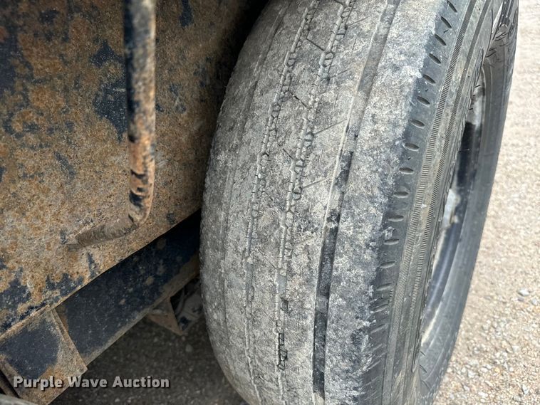 image for item NL9864 2020 PJ Carhauler Tilt T6222 tilt deck equipment trailer