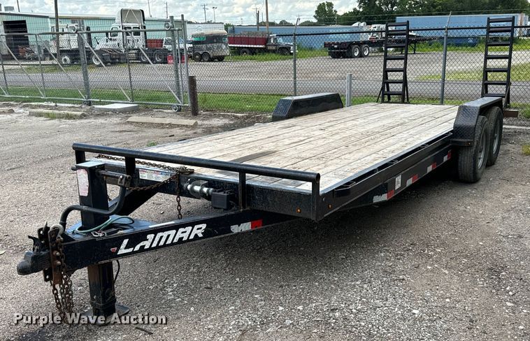 image for item NL9865 2019 Lamar H6832227 equipment trailer