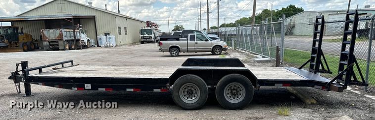 image for item NL9865 2019 Lamar H6832227 equipment trailer
