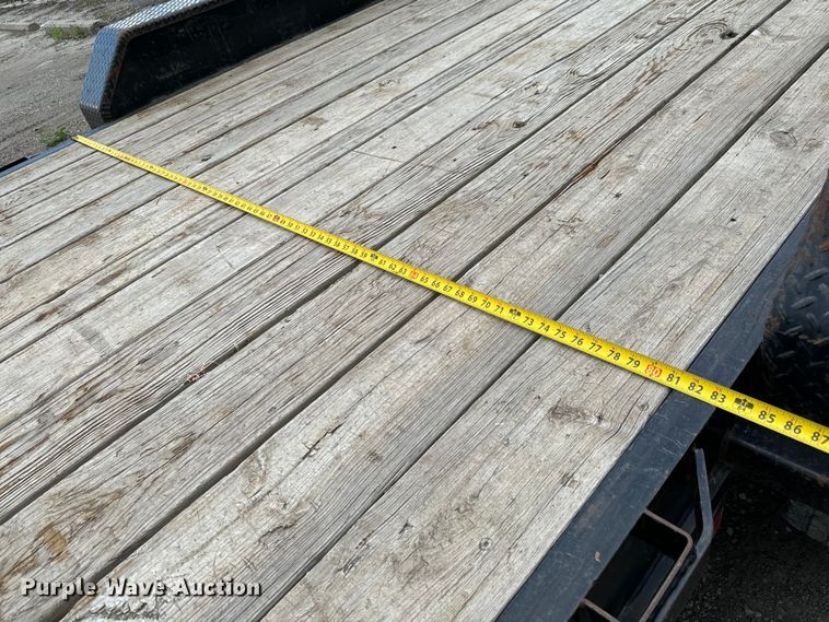 image for item NL9865 2019 Lamar H6832227 equipment trailer