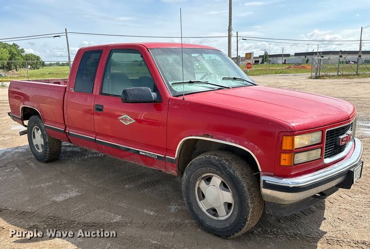 image for item NL9881 1998 GMC Sierra 1500 Ext. Cab pickup truck