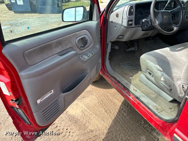 image for item NL9881 1998 GMC Sierra 1500 Ext. Cab pickup truck