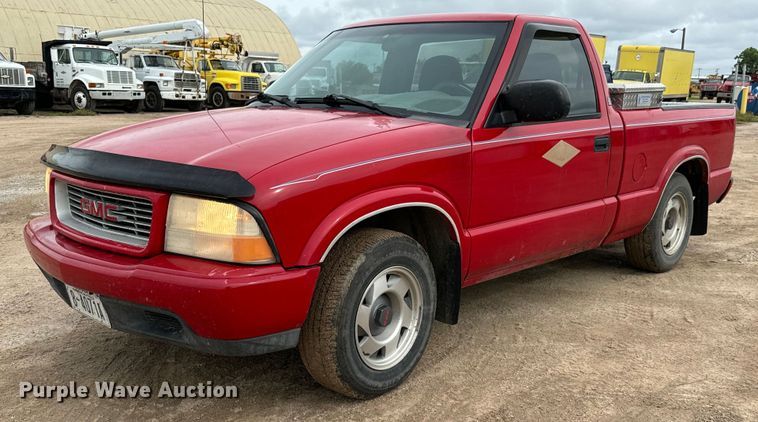 image for item NL9883 2001 GMC Sonama  pickup truck