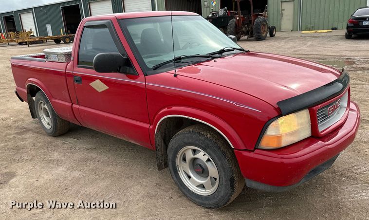 image for item NL9883 2001 GMC Sonama  pickup truck