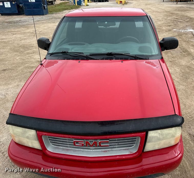 image for item NL9883 2001 GMC Sonama  pickup truck