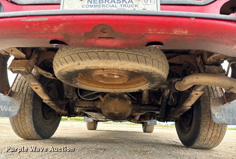 image for item NL9883 2001 GMC Sonama  pickup truck