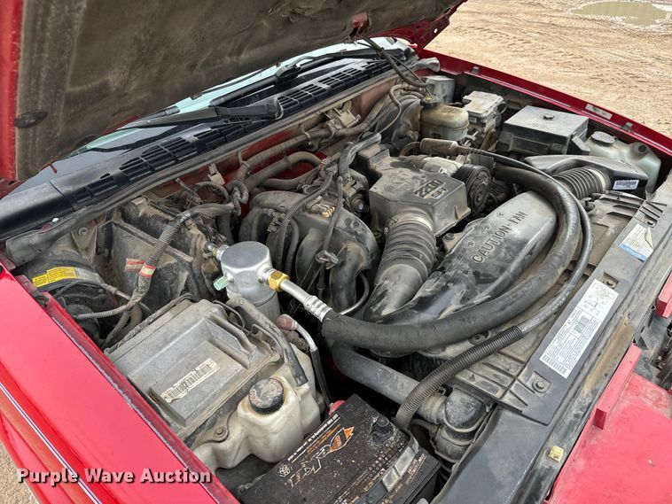 image for item NL9883 2001 GMC Sonama  pickup truck