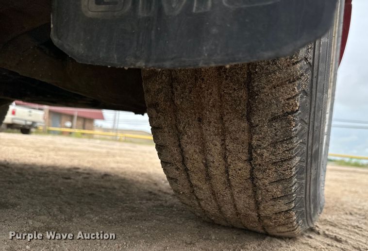 image for item NL9883 2001 GMC Sonama  pickup truck