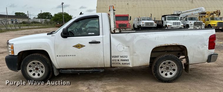 image for item NL9890 2009 Chevrolet  Silverado 1500 pickup truck