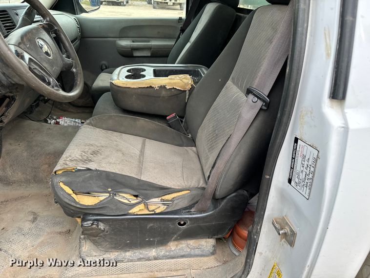 image for item NL9890 2009 Chevrolet  Silverado 1500 pickup truck