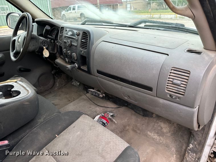 image for item NL9890 2009 Chevrolet  Silverado 1500 pickup truck