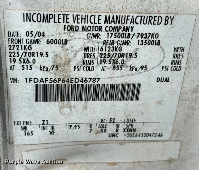 image for item NL9897 2004 Ford F550 flatbed truck